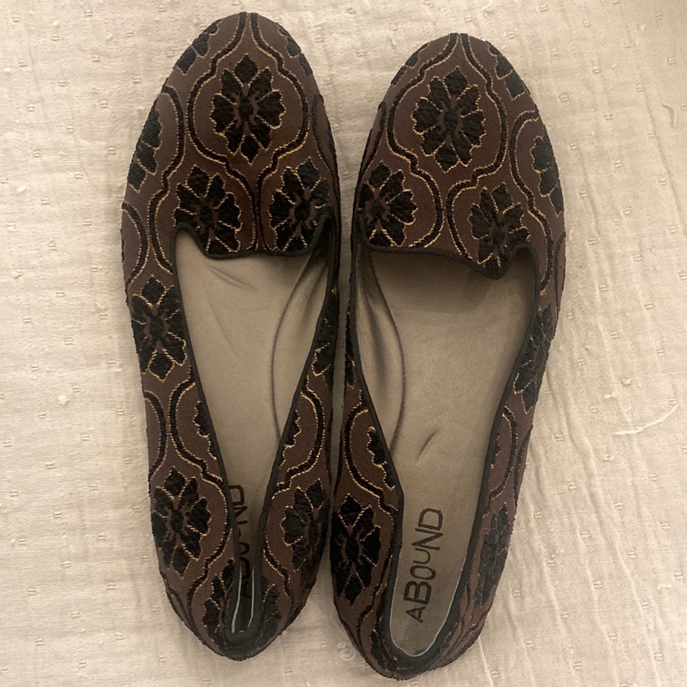 Black, brown and gold flats